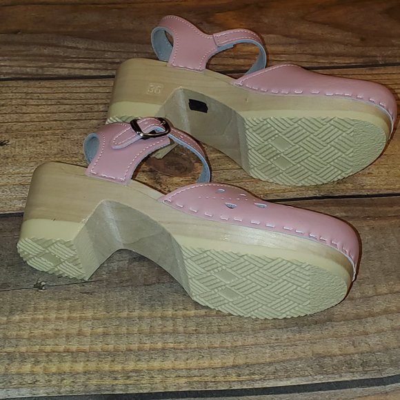 SVEN by No 6 Leaf Punch Strap Sandal Clogs 36 - Picture 4 of 4